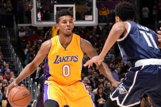 任就有了硬 任就有了硬